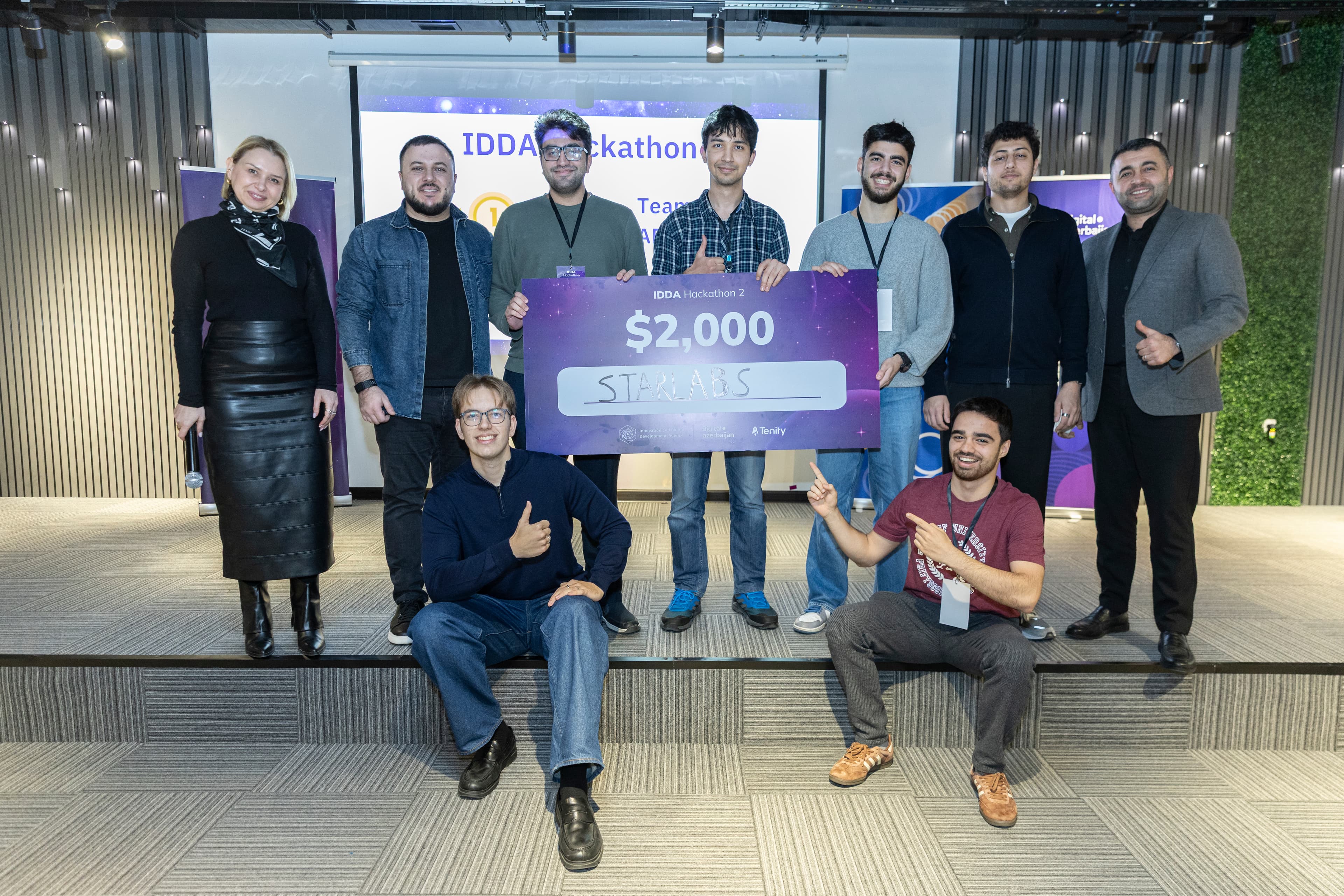 Team StarLabs winning IDDA Hackathon 2